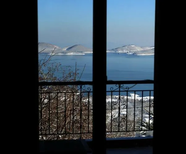 Anthemion Apartman *